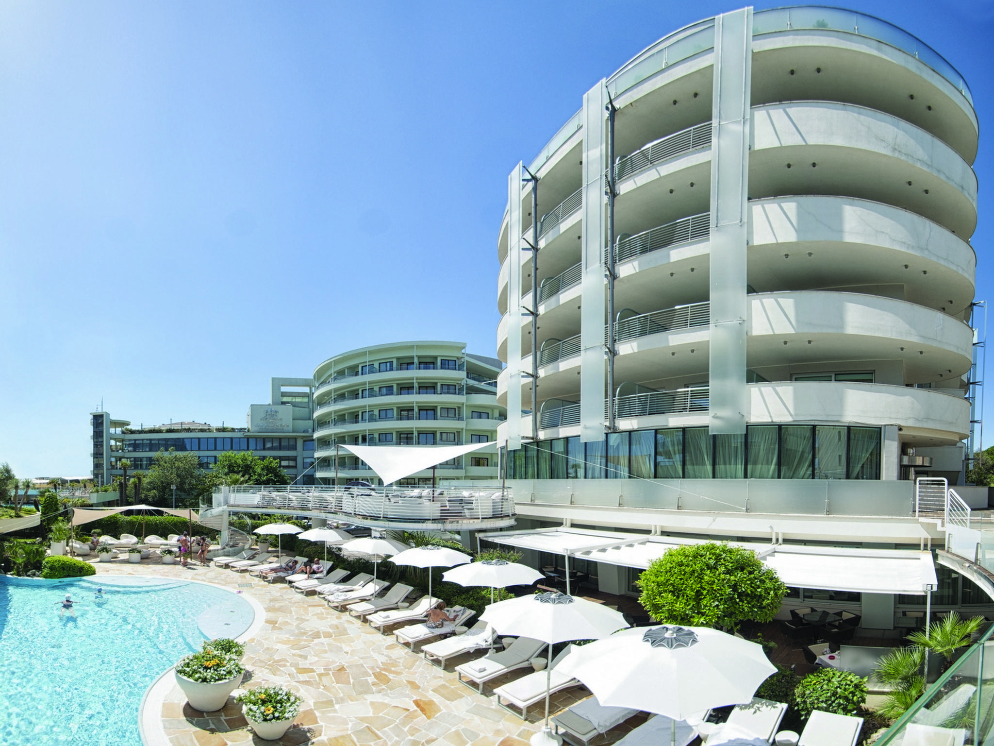 Hotel Premier & Suites - Premier Resort Milano Marittima Bagian luar foto